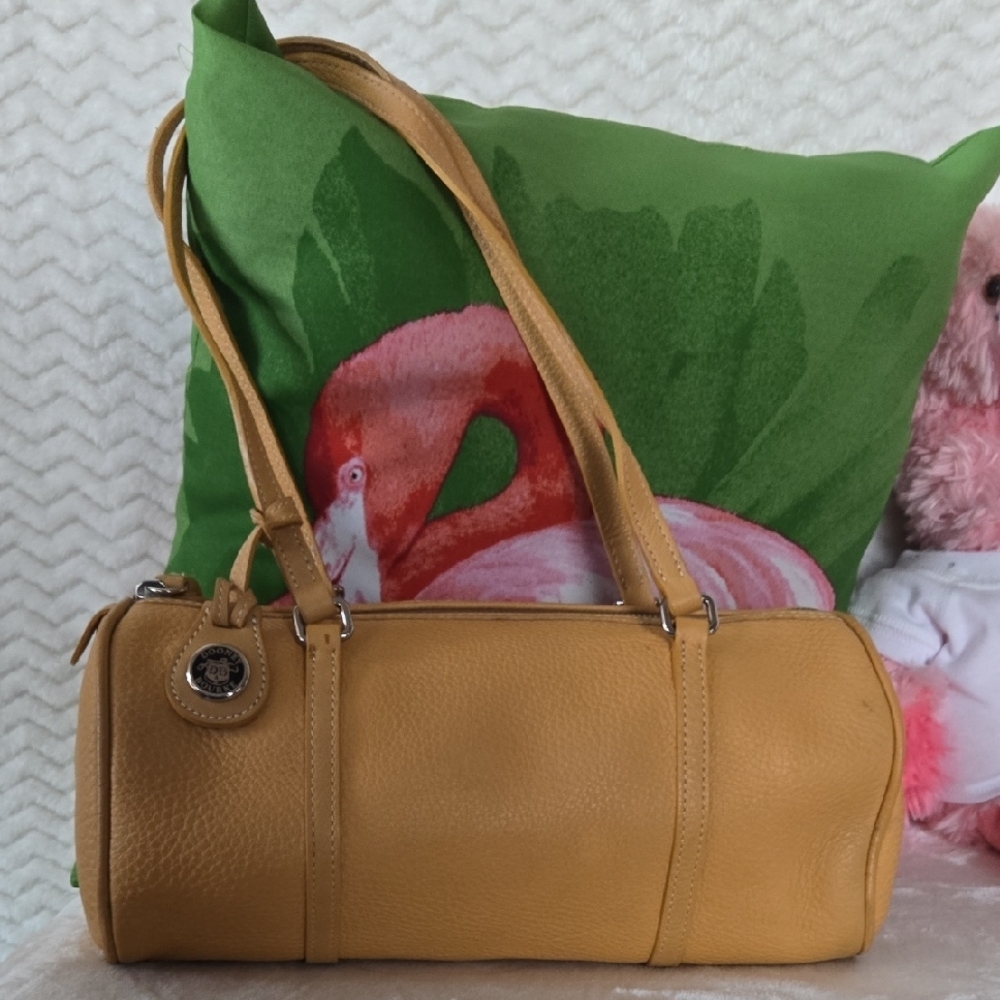 Dooney & Bourke J034553 Tan Leather Shoulder Bag. 11"W X 6"H X 5"D.